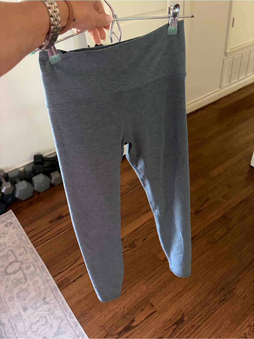 Vuori Heathered green clean elevation leggings